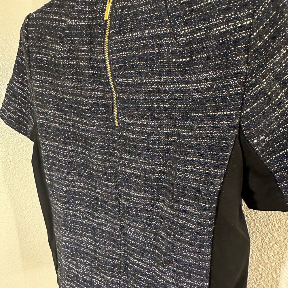 Chic tweed top. Size XS